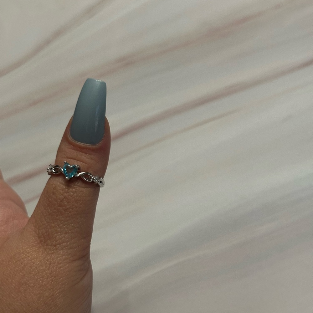Heart Ring - Picture 3 of 4